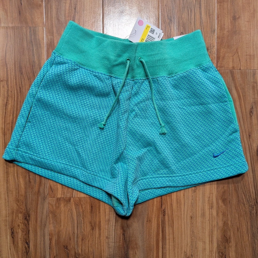 EUC Nike Teal Aqua Athletic Shorts